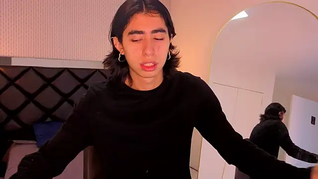 ryo light online show from October 14, 2025, 8:09 pm