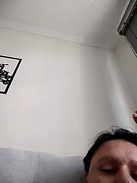 LeoMaduroSP online show from September 18, 2025, 3:03 pm