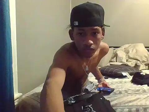 Snapshot of mikyng chatting on February 2, 2026, 4:00 am mikyng online show from February 2, 2026, 4:00 am