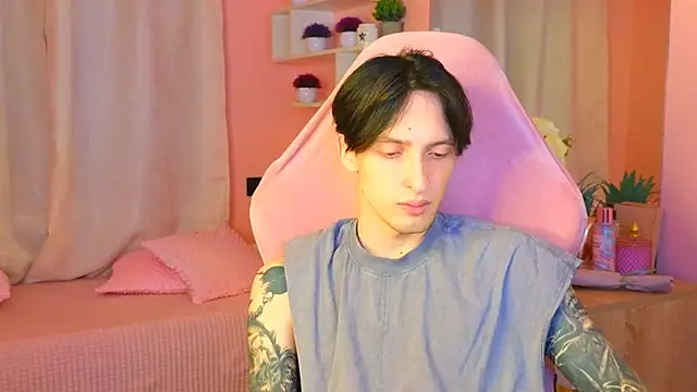 Martin Jin online show from October 19, 2025, 1:12 pm