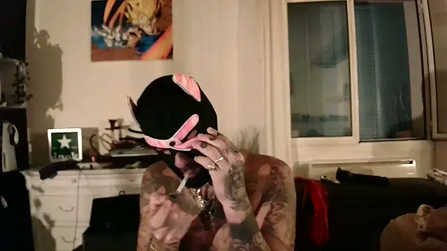 soumisdeblake83 online show from September 9, 2025, 11:37 pm