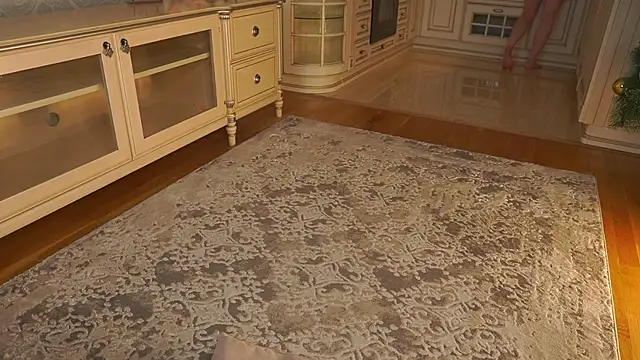 EadlinGillim online show from December 18, 2025, 3:12 am