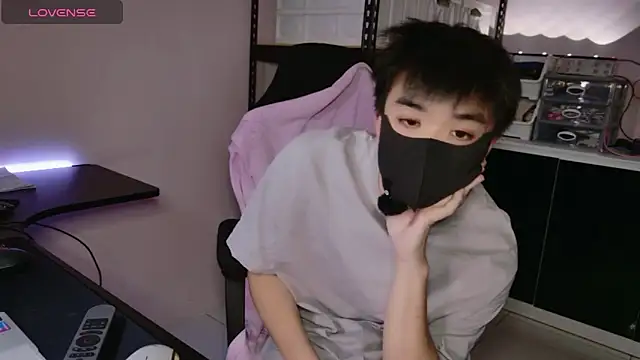 Snapshot of doggyman523 chatting on November 3, 2025, 4:30 pm doggyman523 online show from November 3, 2025, 4:30 pm