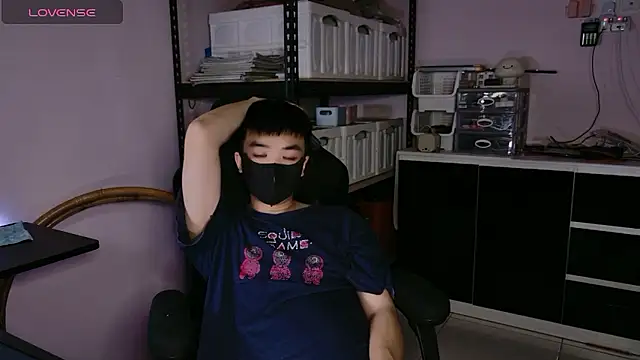 Snapshot of doggyman523 chatting on January 9, 2026, 4:54 pm doggyman523 online show from January 9, 2026, 4:54 pm