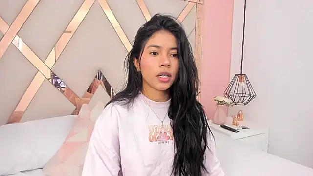 samantaa shy online show from October 14, 2025, 3:40 am