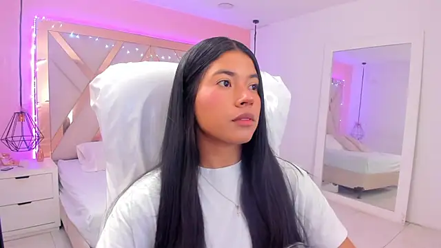 samantaa shy online show from March 14, 2026, 2:28 am