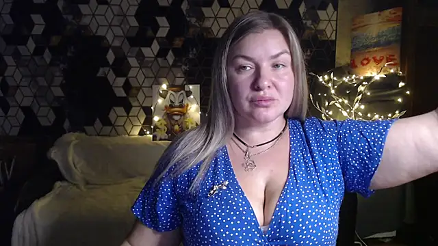 NikaSkylink online show from February 20, 2026, 8:09 pm