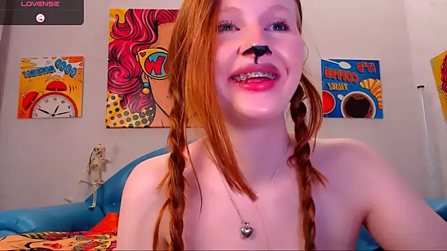 LuxXAngel online show from October 31, 2025, 12:06 pm