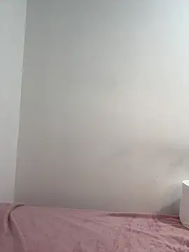 Snapshot of YourSlutBoySl chatting on October 30, 2025, 6:41 pm YourSlutBoySl online show from October 30, 2025, 6:41 pm