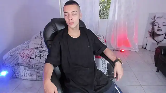 Dereck Boy8 online show from October 14, 2025, 9:15 pm