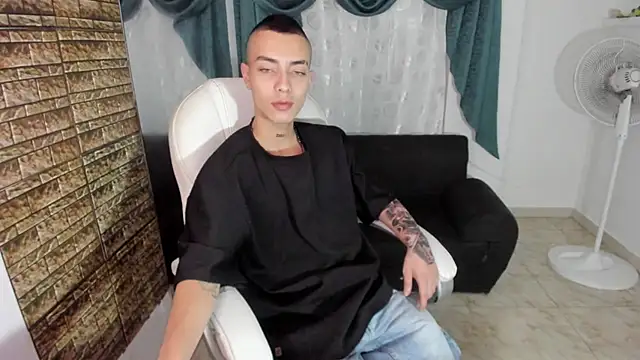 Dereck Boy8 online show from January 15, 2026, 3:44 am