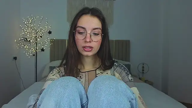 Real cutie1 online show from February 9, 2026, 1:59 pm