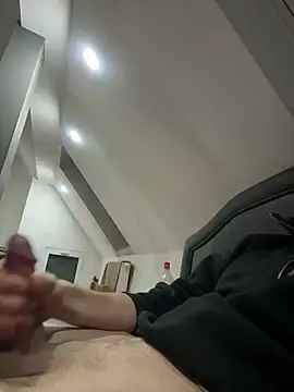 Snapshot of musti312 chatting on February 9, 2026, 4:16 am musti312 online show from February 9, 2026, 4:16 am