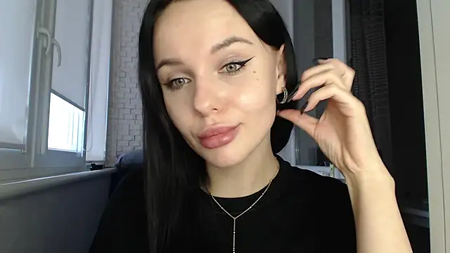 Snapshot of Blair_Yates chatting on October 20, 2025, 2:39 pm Blair Yates online show from October 20, 2025, 2:39 pm