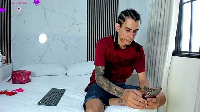 JackAndRosse  online show from March 10, 2026, 2:11 pm