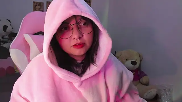 Snapshot of Lolii_Zoe chatting on November 22, 2025, 2:21 am Lolii Zoe online show from November 22, 2025, 2:21 am