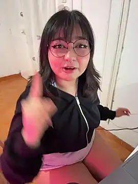 Snapshot of Lolii_Zoe chatting on January 8, 2026, 9:39 pm Lolii Zoe online show from January 8, 2026, 9:39 pm