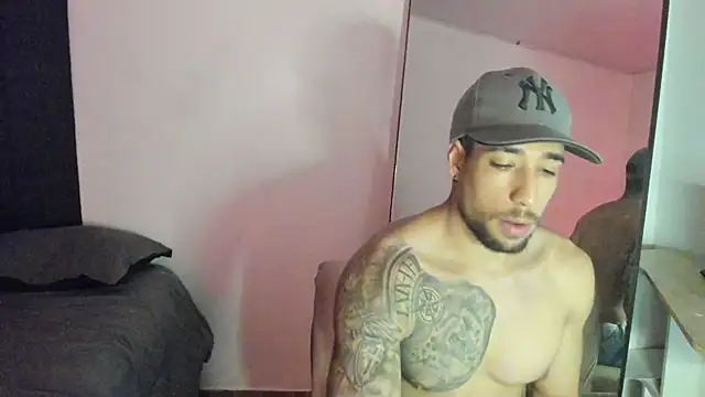 ThiagoLugo online show from October 16, 2025, 5:41 am