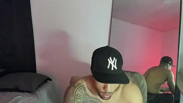 ThiagoLugo online show from October 25, 2025, 2:52 am