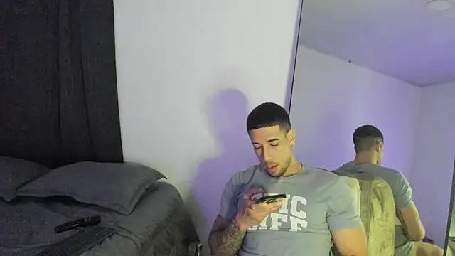 ThiagoLugo online show from November 29, 2025, 7:22 am