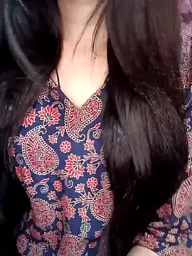 Snapshot of Queen_Pooja7 chatting on October 11, 2025, 5:11 pm Queen Pooja7 online show from October 11, 2025, 5:11 pm