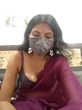 Snapshot of Yourhotsweetgirl chatting on September 21, 2025, 5:47 pm Yourhotsweetgirl online show from September 21, 2025, 5:47 pm
