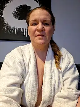 less-is-moore online show from February 12, 2026, 2:56 pm