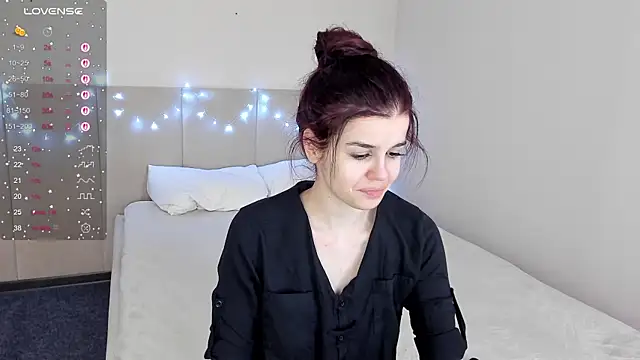 Infinity Ti online show from January 19, 2026, 1:42 am