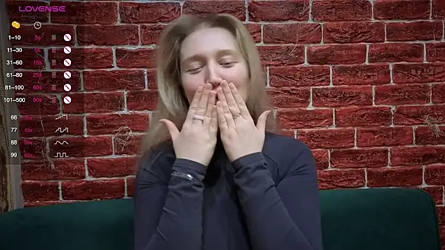 CitrusBlissss online show from February 3, 2026, 12:21 pm