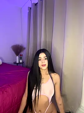 Snapshot of Dulcekitty__ chatting on October 7, 2025, 10:12 am Dulcekitty online show from October 7, 2025, 10:12 am