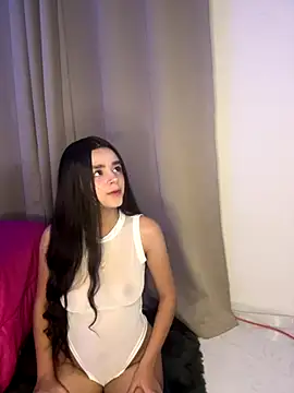 Snapshot of Dulcekitty__ chatting on November 2, 2025, 10:06 am Dulcekitty online show from November 2, 2025, 10:06 am