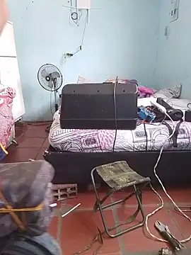 Snapshot of miroqui143 chatting on October 15, 2025, 3:23 pm miroqui143 online show from October 15, 2025, 3:23 pm