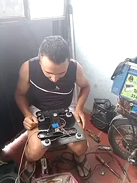 Snapshot of miroqui143 chatting on November 13, 2025, 3:55 pm miroqui143 online show from November 13, 2025, 3:55 pm