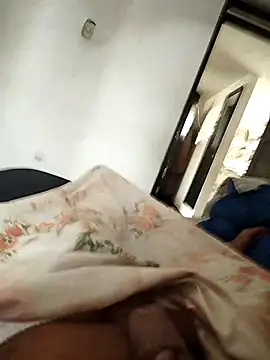 Snapshot of Branlopez chatting on December 2, 2025, 6:14 pm Branlopez online show from December 2, 2025, 6:14 pm