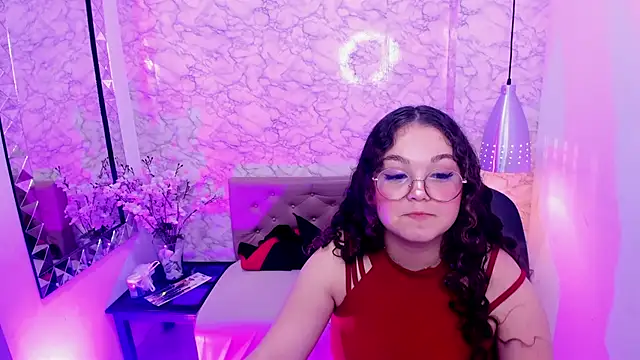 ShylySweet online show from September 26, 2025, 4:05 am