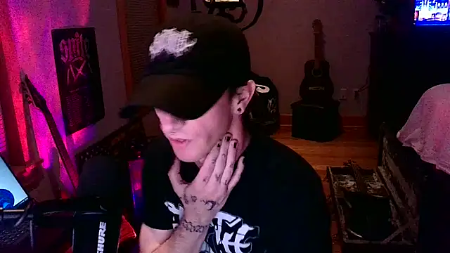 LEVIATHANX666 online show from April 4, 2026, 5:16 am