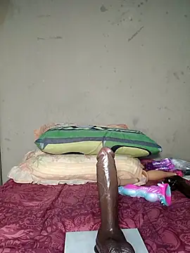 khetyvile online show from October 4, 2025, 2:48 pm