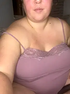 Snapshot of roxey-1997 chatting on October 15, 2025, 6:41 pm roxey-1997 online show from October 15, 2025, 6:41 pm