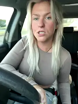 Charleigh xx online show from September 9, 2025, 5:51 am