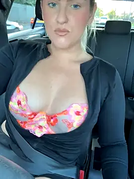 Charleigh xx online show from September 25, 2025, 4:32 pm