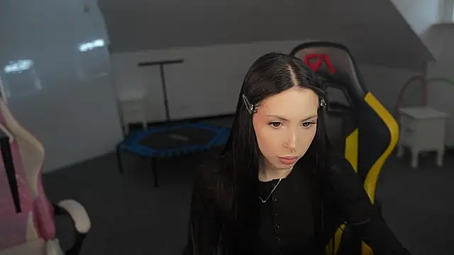 VivianSweet  online show from March 29, 2026, 10:26 am