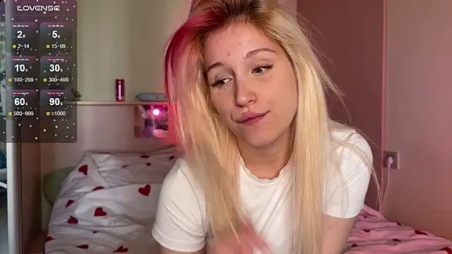  Annabel Myr  online show from September 25, 2025, 11:14 am