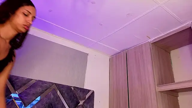 Snapshot of candice777 chatting on December 19, 2025, 1:29 pm candice777 online show from December 19, 2025, 1:29 pm