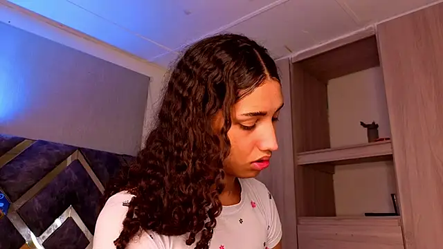 Snapshot of candice777 chatting on February 4, 2026, 1:17 pm candice777 online show from February 4, 2026, 1:17 pm