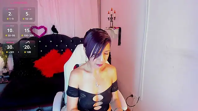 Snapshot of Trinityy__ chatting on February 17, 2026, 6:58 pm Trinityy online show from February 17, 2026, 6:58 pm