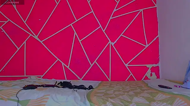 dylan apol0 online show from December 17, 2025, 4:29 am