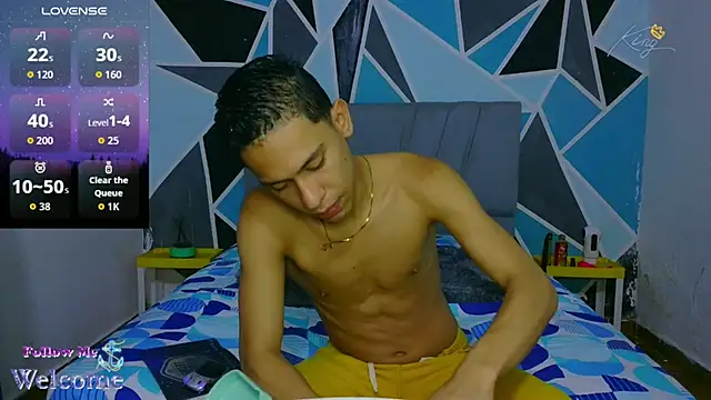 Snapshot of dylan_apol0 chatting on May 30, 2026, 1:35 am dylan apol0 online show from May 30, 2026, 1:35 am