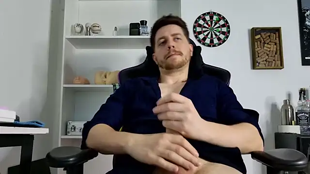 aaron nvk online show from November 16, 2025, 8:47 pm