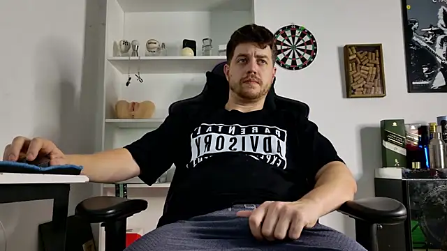 aaron nvk online show from February 2, 2026, 10:41 pm