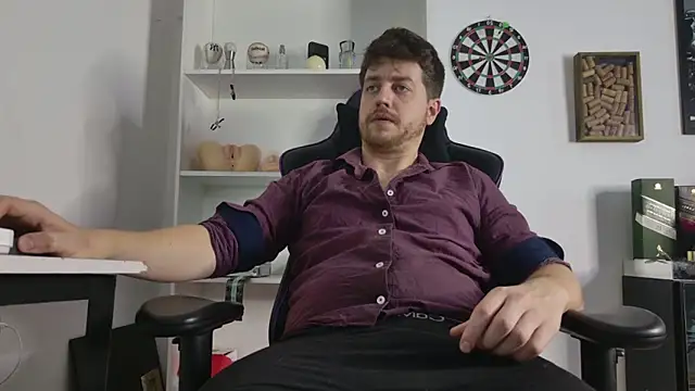 aaron nvk online show from March 4, 2026, 5:13 am